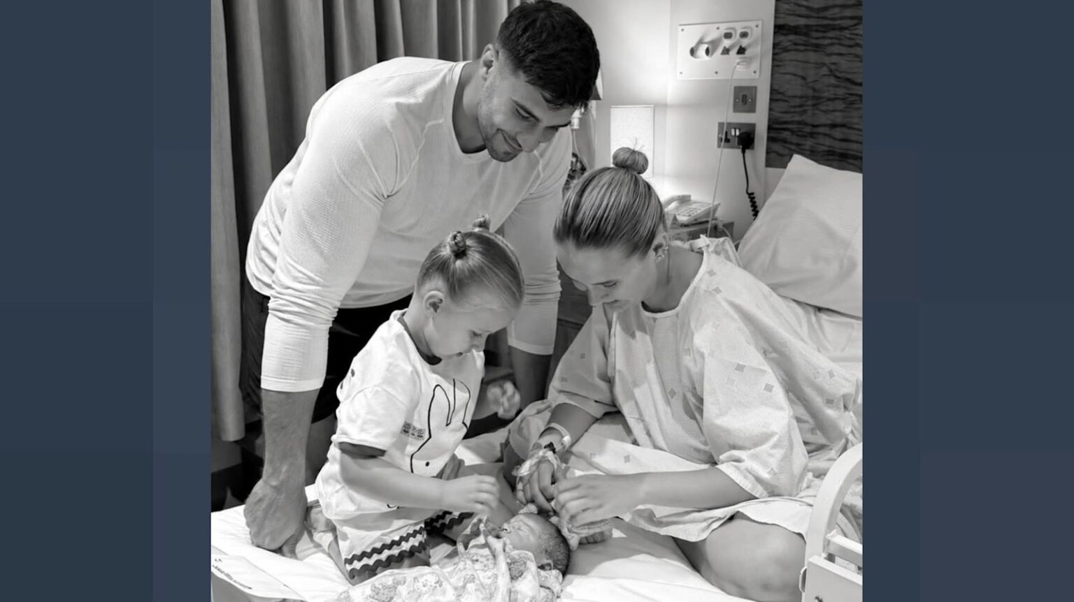 Molly-Mae and Tommy Fury reveal newborn son’s name during boxing fight Molly-Mae and Tommy Fury reveal newborn son's name during boxing fight