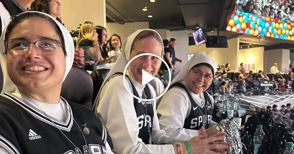 The Knicks Have Celebrity Fans. The Spurs Have Nuns.