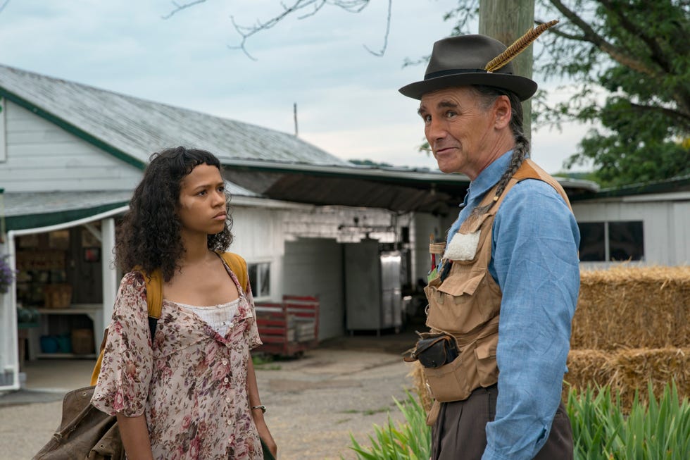 taylor russell and mark rylance, bones and all