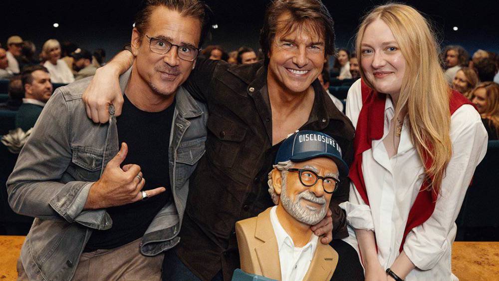 Tom Cruise Reunites With Colin Farrell for Spielberg’s Disclosure Day Tom Cruise Reunites With Colin Farrell for Spielberg's Disclosure Day