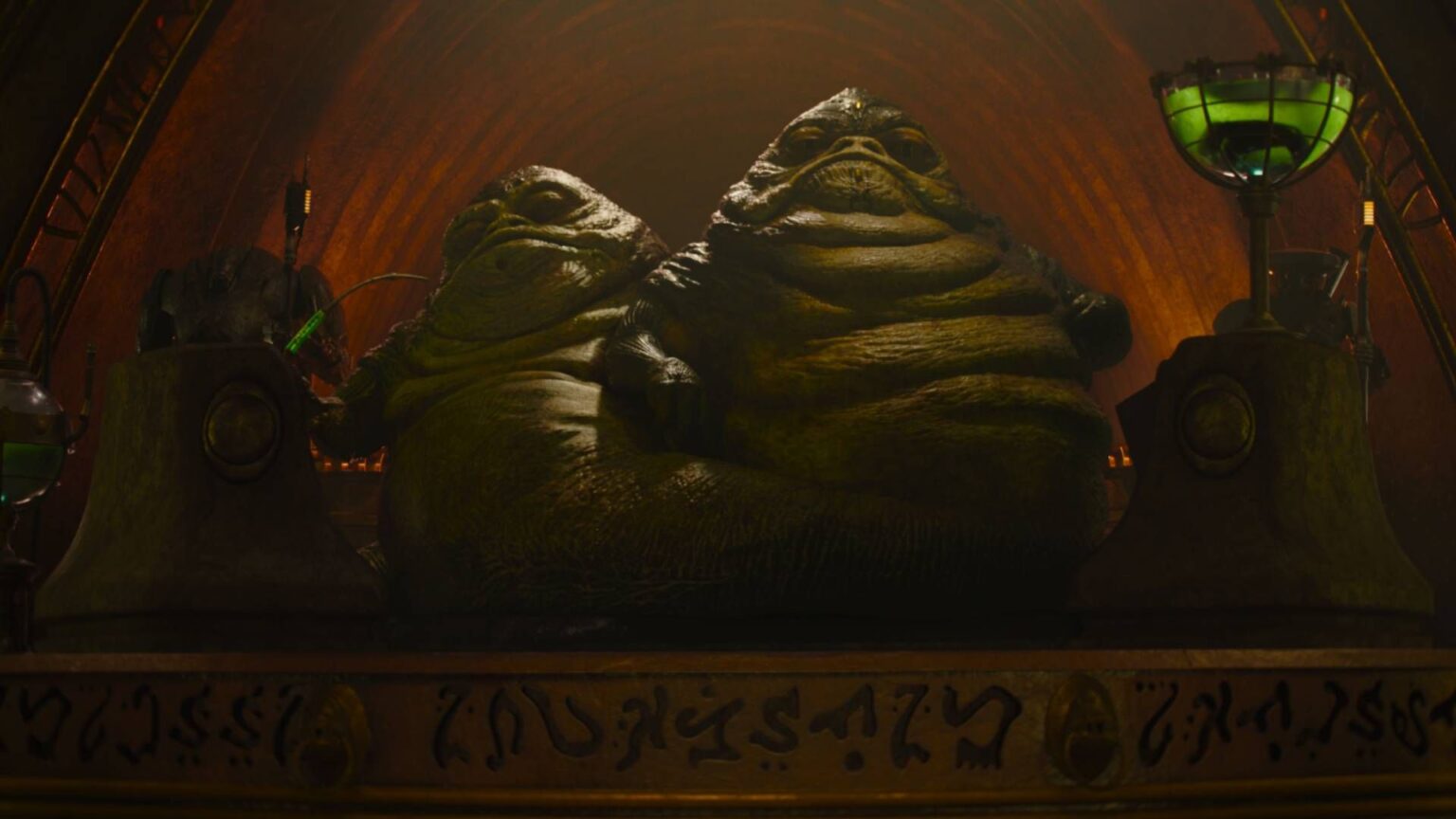 After only ever seeing sluggish Jabba, Star Wars fans now understand how powerful the Hutts are after The Mandalorian and Grogu The Hutt Twins in The Mandalorian and Grogu