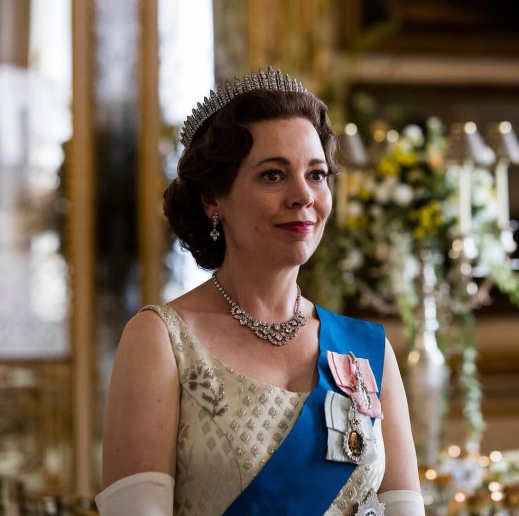 Olivia Colman joins the cast of ONLY MURDERS IN THE BUILDING Season 6.