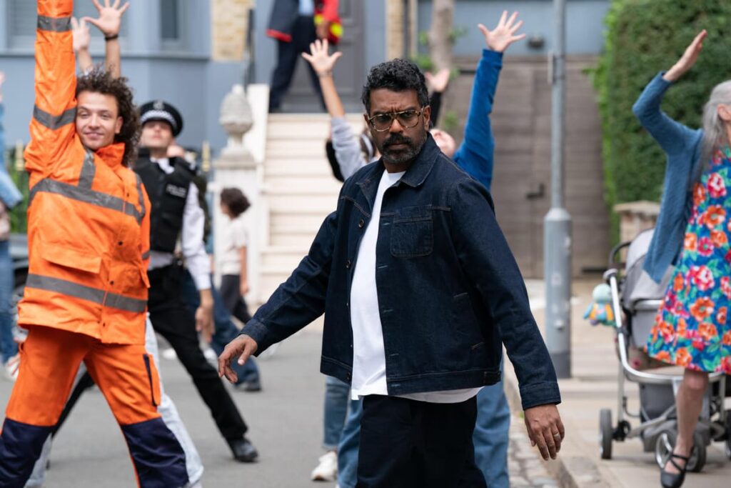 Romesh Ranganathan leads nearly 100 stars promoting BBC in new campaign – London Evening Standard Romesh Ranganathan leads nearly 100 stars promoting BBC in new campaign - London Evening Standard