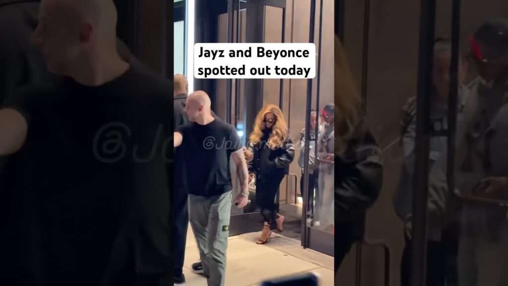 Jayz and Beyonce spotted out today