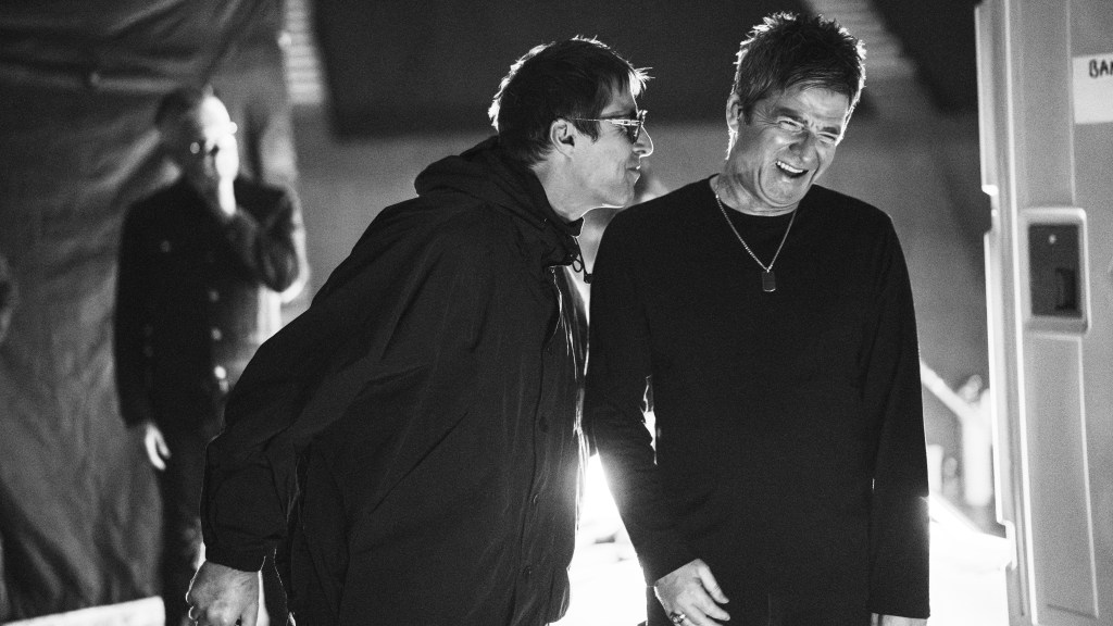‘Don’t Look Back in Anger’ Doc Teaser Follows Oasis Reunion Tour 'Don't Look Back in Anger' Doc Teaser Follows Oasis Reunion Tour