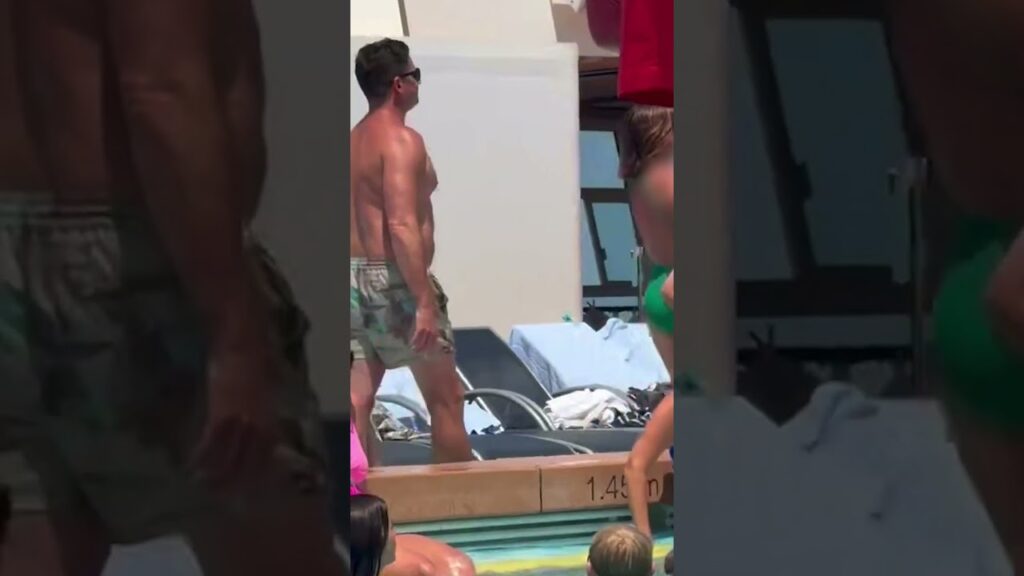 Dianna Russini seen on Bahamas cruise with husband and sons after Mike Vrabel photo scandal #shorts Dianna Russini seen on Bahamas cruise with husband and sons after Mike Vrabel photo scandal #shorts