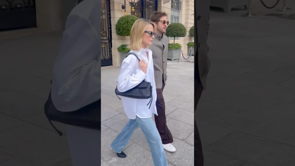 Margot Robbie’s Date Night Look in Paris is EVERYTHING ✨ Margot Robbie’s Date Night Look in Paris is EVERYTHING ✨