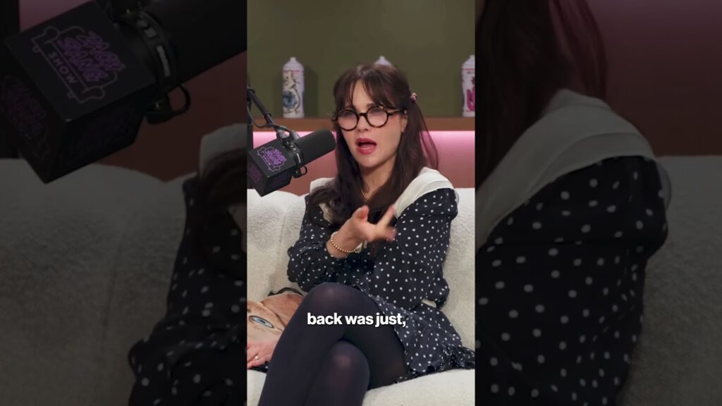 Zooey Deschanel explains why she had blonde hair in ‘Elf’ 🤯 #shorts Zooey Deschanel explains why she had blonde hair in 'Elf' 🤯 #shorts