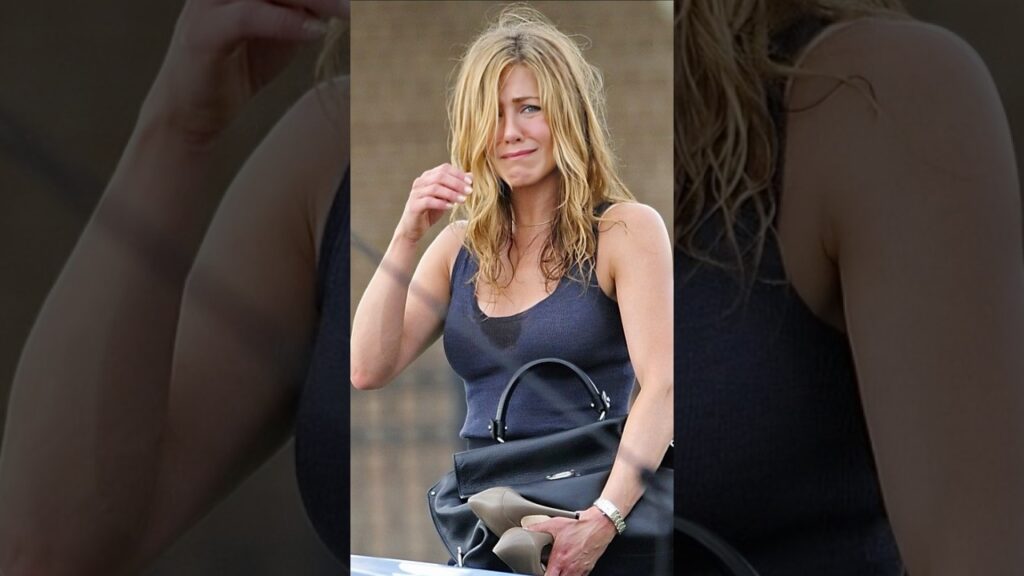 Jennifer Aniston: I wanted my mother's love,but became her attention tool #jenniferaniston #america