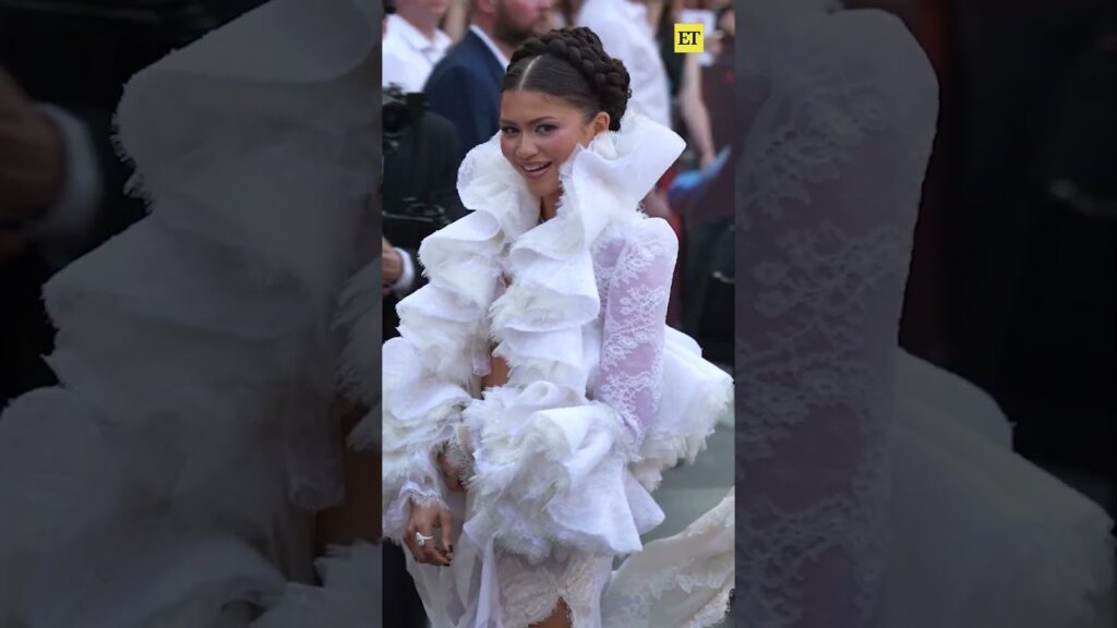 Zendaya Arrives at ‘The Odyssey’ Paris Premiere Zendaya Arrives at ‘The Odyssey’ Paris Premiere