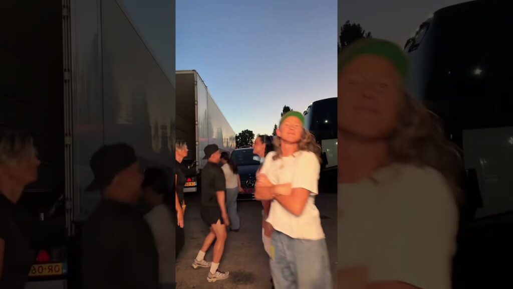 Katy Perry dances with Justin Trudeau in new TikTok 💃 #shorts