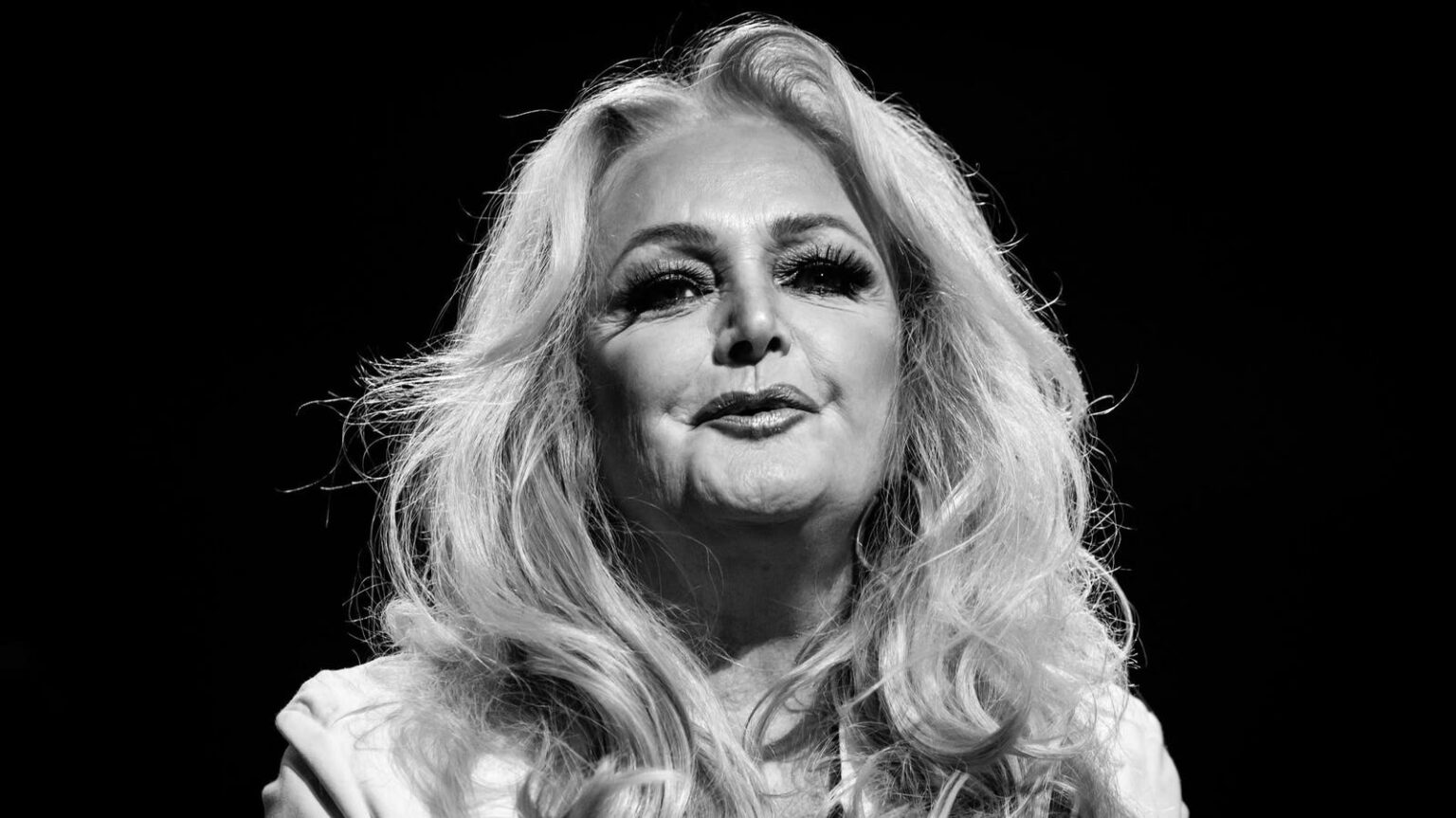 Bonnie Tyler Dominates iTunes Following Her Passing Bonnie Tyler Dominates iTunes Following Her Passing