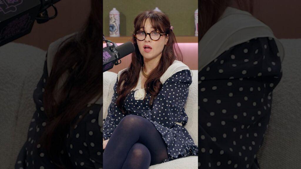 Zooey Deschanel on why she had blonde hair in “Elf”