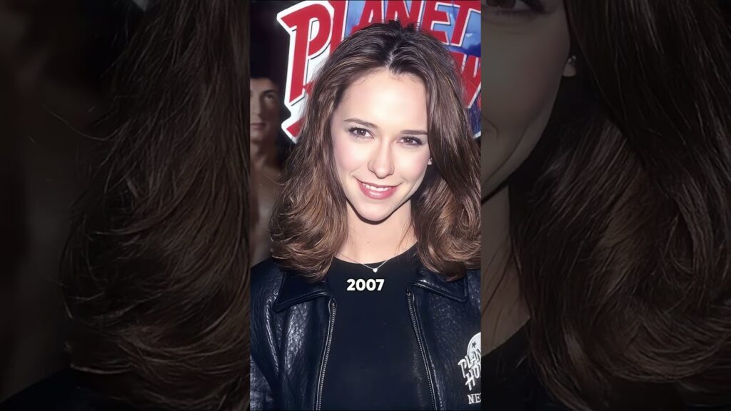Do you remember Jennifer Love Hewitt The crush of half the world  #celebrity