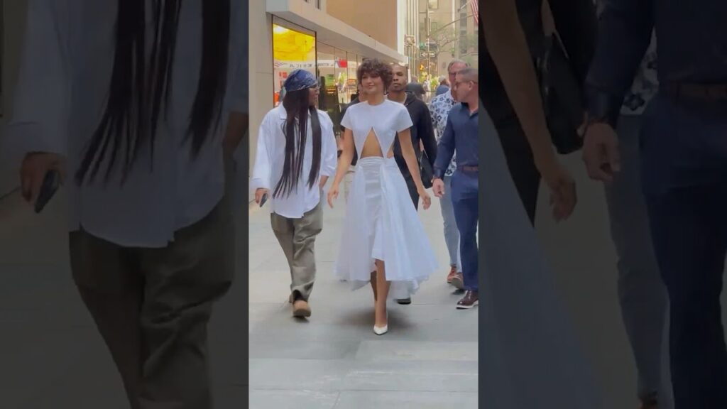 #Zendaya wows in a white as she leaves “Today” appearance for #TheOdyssey 🤍