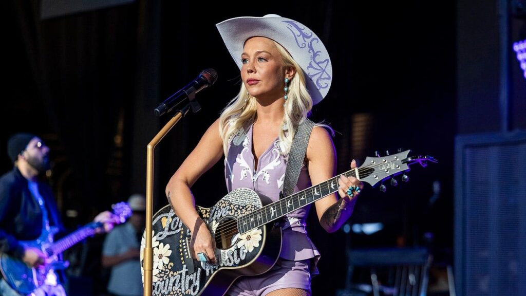 RaeLynn files for divorce from her Army veteran husband in Nashville RaeLynn files for divorce from her Army veteran husband in Nashville
