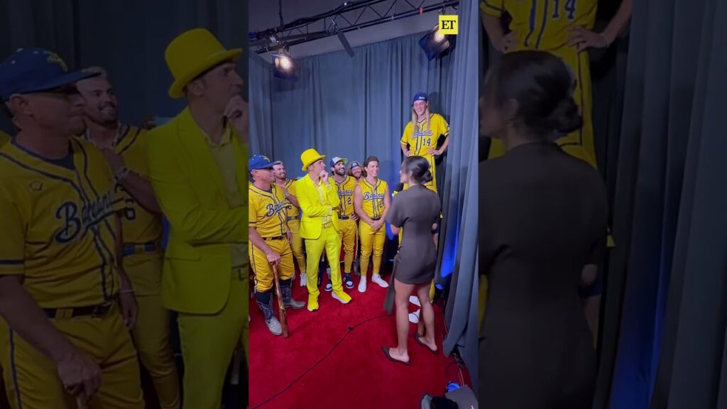 We can always count on the #savannahbananas to do the most  🤣#espyawards