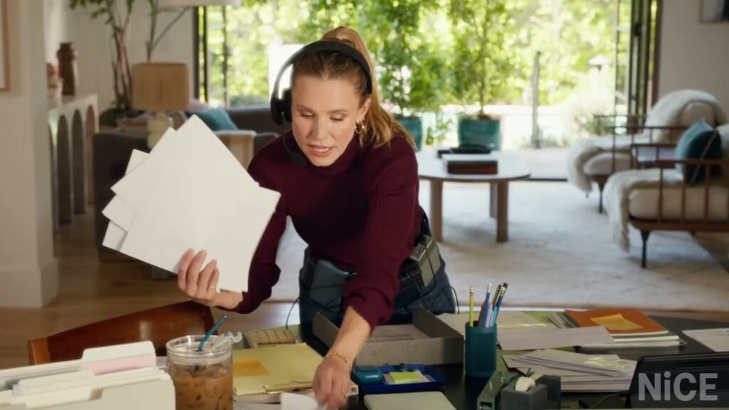 Kristen Bell and the Customer Experience the Doctor Ordered Kristen Bell and the Customer Experience the Doctor Ordered