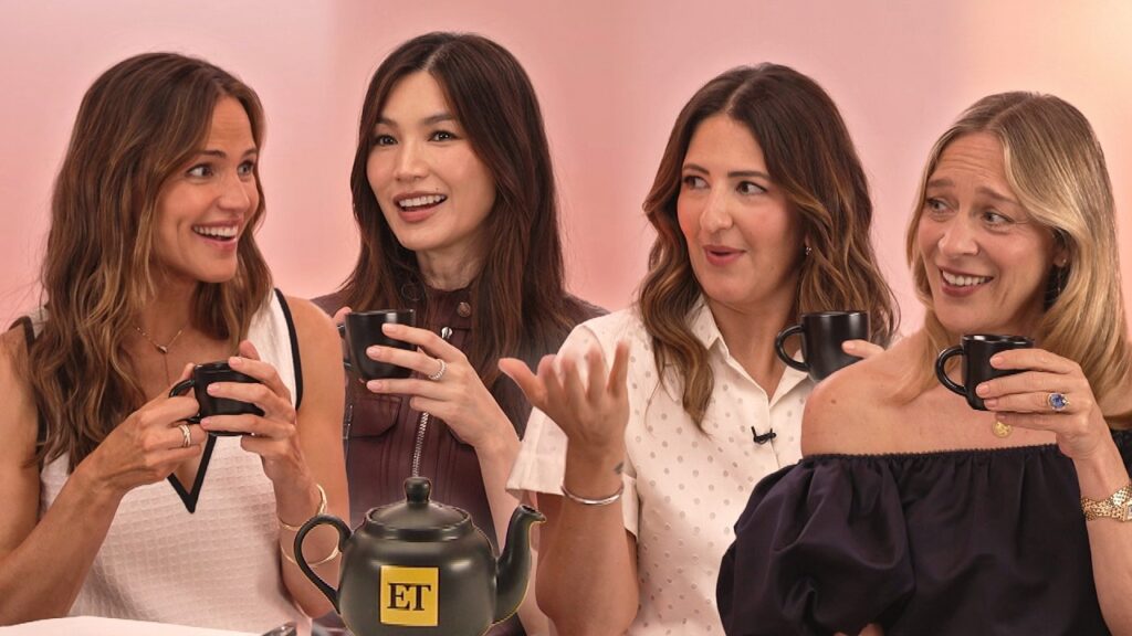 Jennifer Garner Reveals Her FIRST LOVE SECRET to The Five-Star Weekend Cast | Spilling the E-Tea Jennifer Garner Reveals Her FIRST LOVE SECRET to The Five-Star Weekend Cast | Spilling the E-Tea