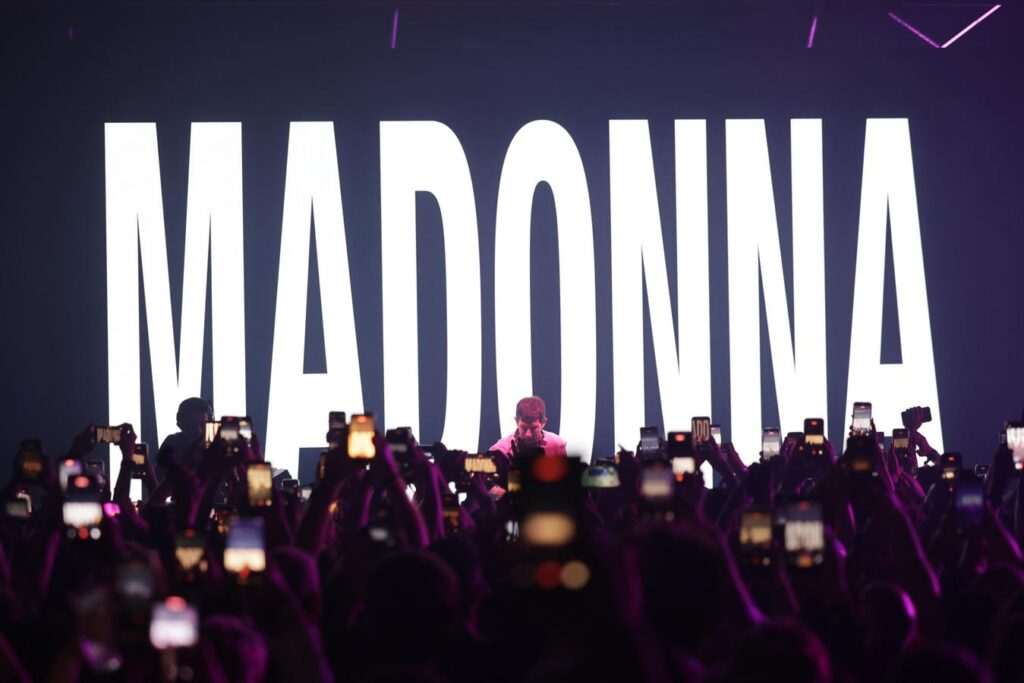Madonna Breaks A Historic Tie And Passes Bob Dylan Madonna Breaks A Historic Tie And Passes Bob Dylan