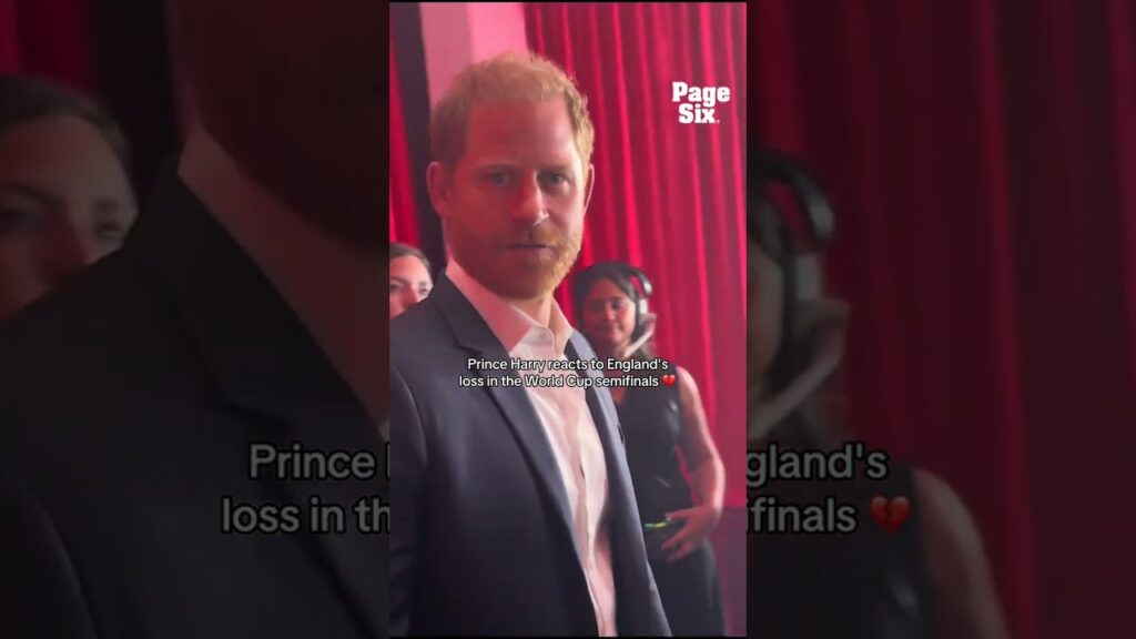 Prince Harry just reacted to England’s loss to Argentina in the World Cup semifinals 💔⚽️ #shorts Prince Harry just reacted to England's loss to Argentina in the World Cup semifinals 💔⚽️ #shorts