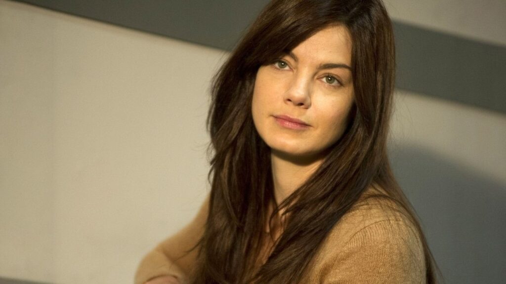 Penthouse North | Full Movie Story Explained | Michelle Monaghan | Michael Keaton Penthouse North | Full Movie Story Explained | Michelle Monaghan | Michael Keaton