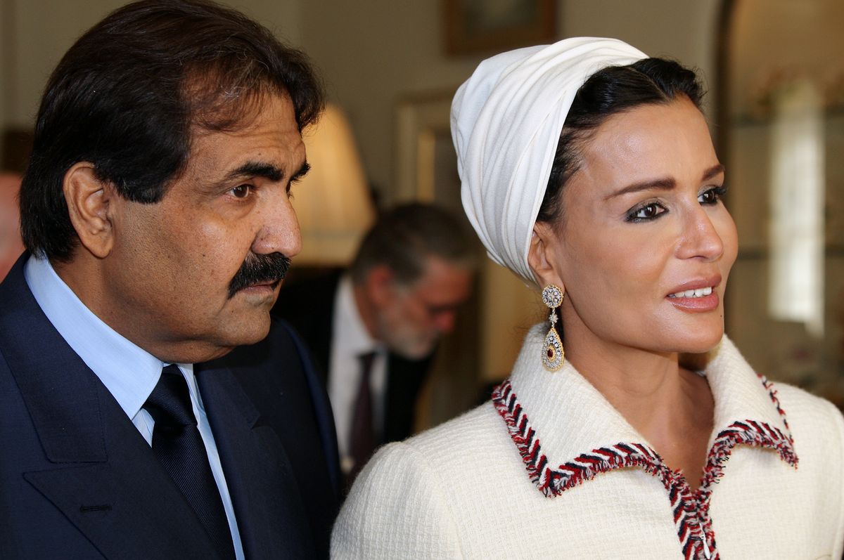 Together, Sheikh Hamad bin Khalifa Al Thani and his wife, Sheikha Moza bint Nasser, formed an undeniable power couple on the world stage. Their historic partnership successfully positioned Qatar as a global hub for international diplomacy, elite fashion, and economic influence.