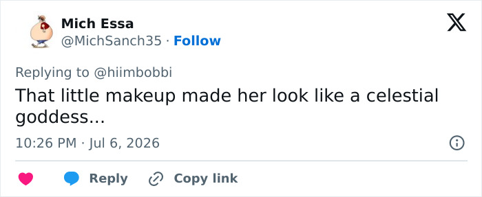 Screenshot of a fan's tweet about Zendaya's latest look, stating she looks like a celestial goddess.