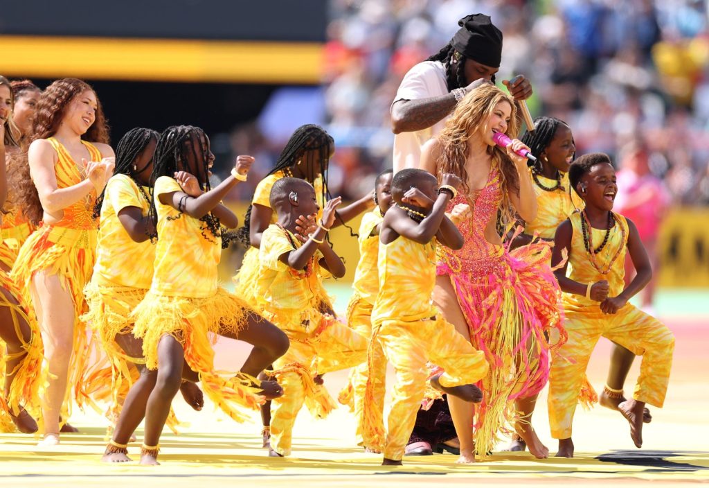 Shakira & Burna Boy, Oasis Roll on Both Global Charts Shakira & Burna Boy, Oasis Roll on Both Global Charts