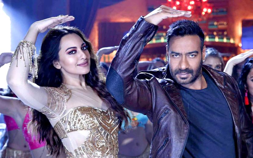 Sonakshi Sinha and Ajay Devgn in Total Dhamaal