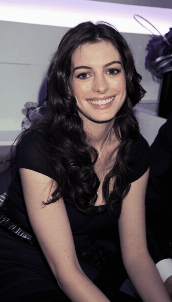 Anne Hathaway | Mercedez-Benz Fashion Week | New York | February 3, 2008