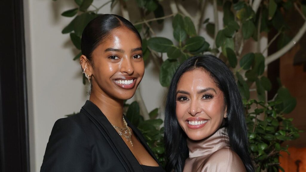 Natalia and Vanessa Bryant share looks from Taylor Swift and Travis Kelce’s wedding Natalia and Vanessa Bryant share looks from Taylor Swift and Travis Kelce's wedding