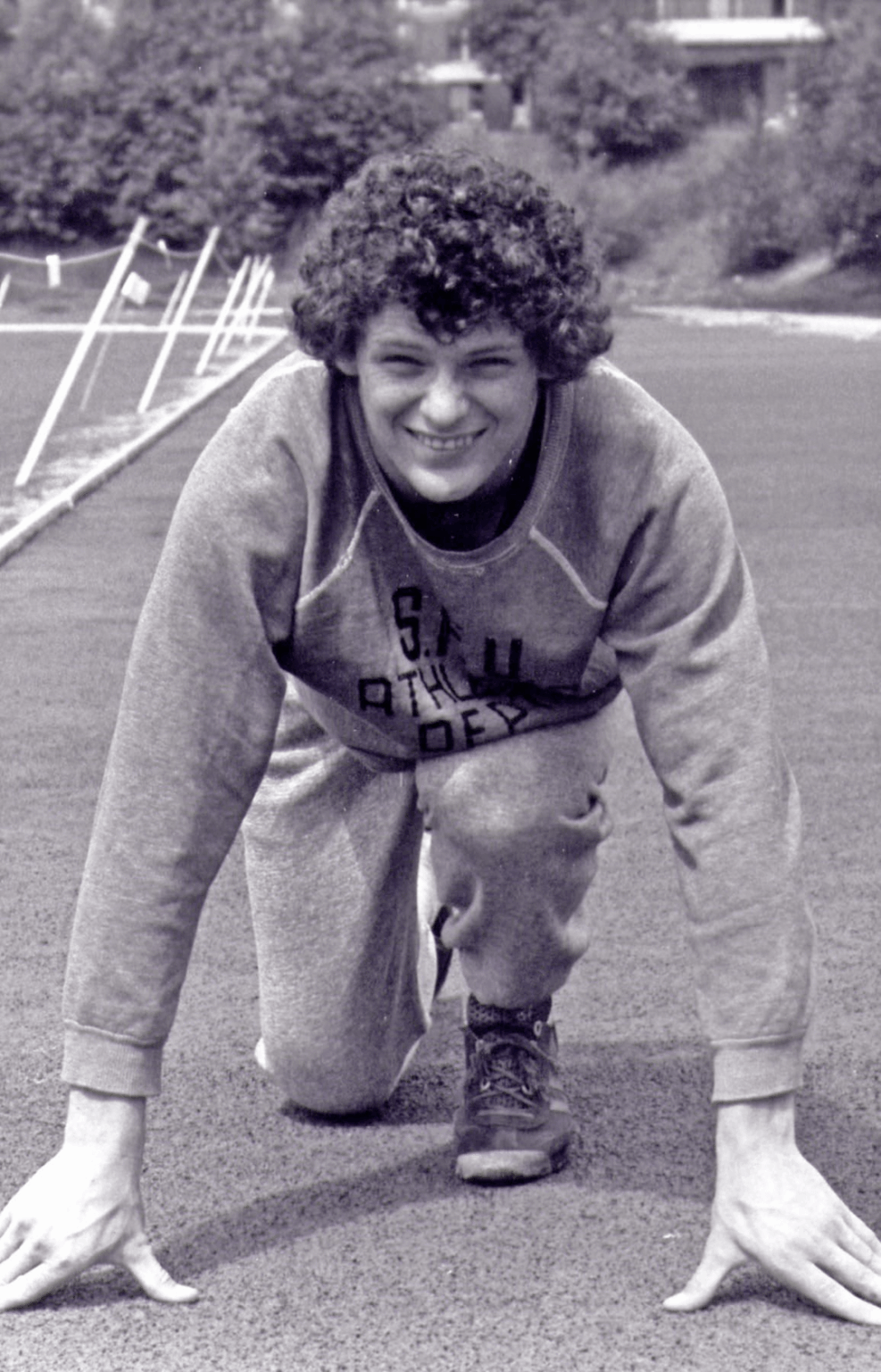 Happy birthday to Canadian runner and cancer research activist Terry Fox, who would have been 68 years old today.He ran the Cross-Canada Marathon of Hope in 1980 to raise cancer research funds