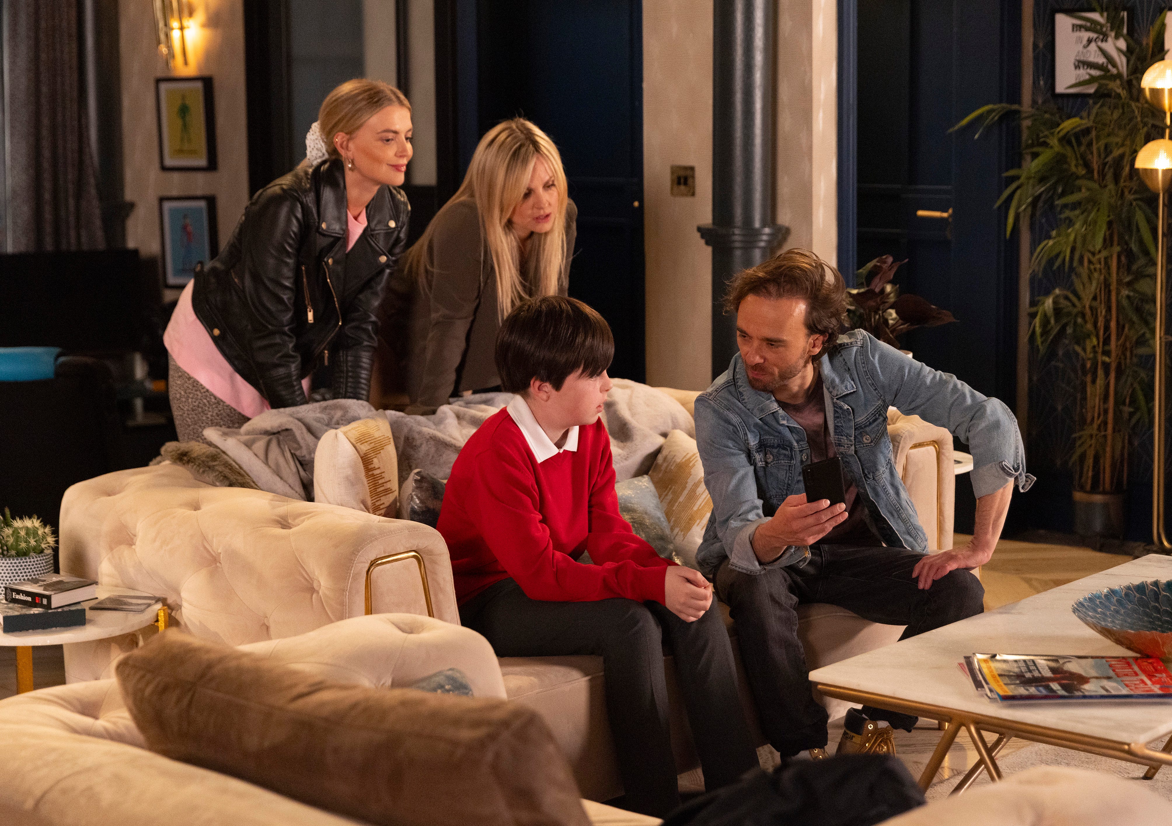 bethany platt, sarah barlow, david platt, coronation street
