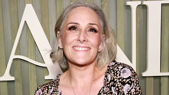 Ricki Lake debuts before-and-after facelift photos