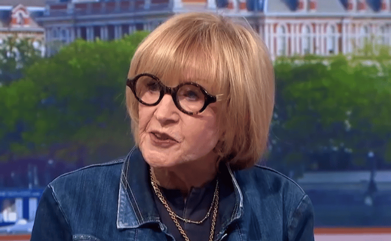Anne Robinson, 81, moves from Cotswolds to London's Hyde Park over 'sad' health fears – London Evening Standard Anne Robinson, 81, moves from Cotswolds to London's Hyde Park over 'sad' health fears - London Evening Standard