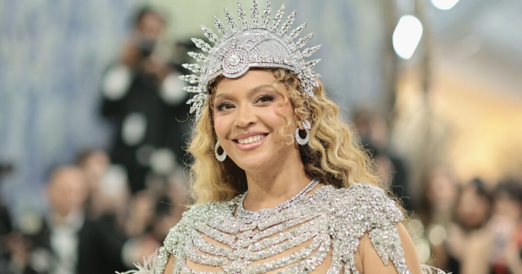 Beyonce Releases New Song Before 20th Anniversary of ‘B-Day’ Beyonce Releases New Song Before 20th Anniversary of 'B-Day'