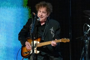 NOBLESVILLE, INDIANA - SEPTEMBER 23: Speacial guest Bob Dylan performs in concert during Farm Aid at Ruoff Home Mortgage Music Center on September 23, 2023 in Noblesville, Indiana. (Photo by Gary Miller/Getty Images)