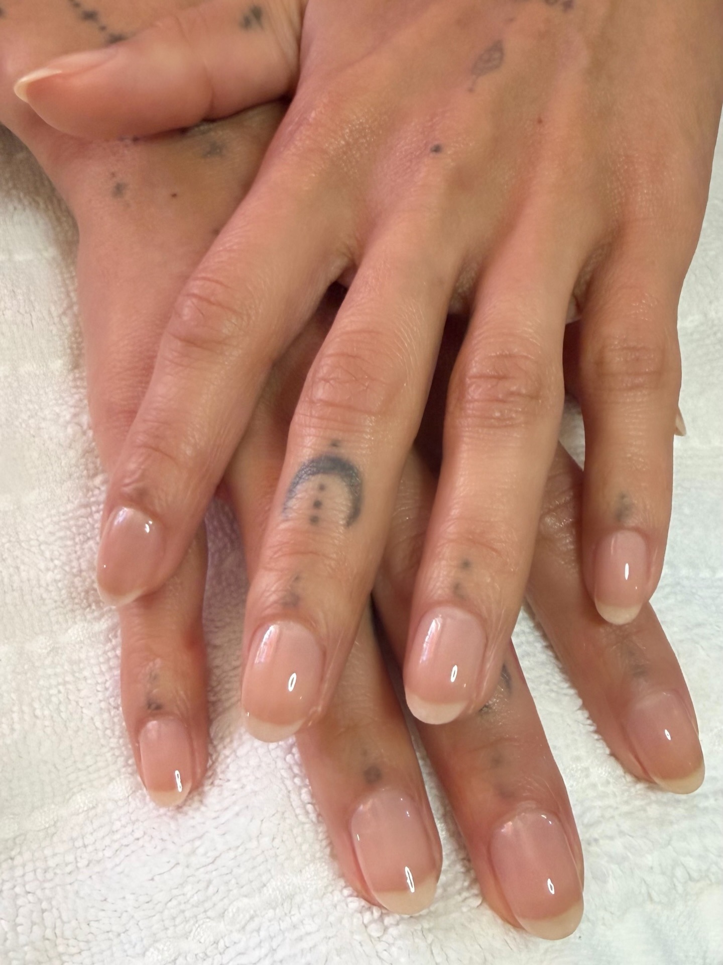 A close-up of Zo&euml; Kravitz's sheer manicure