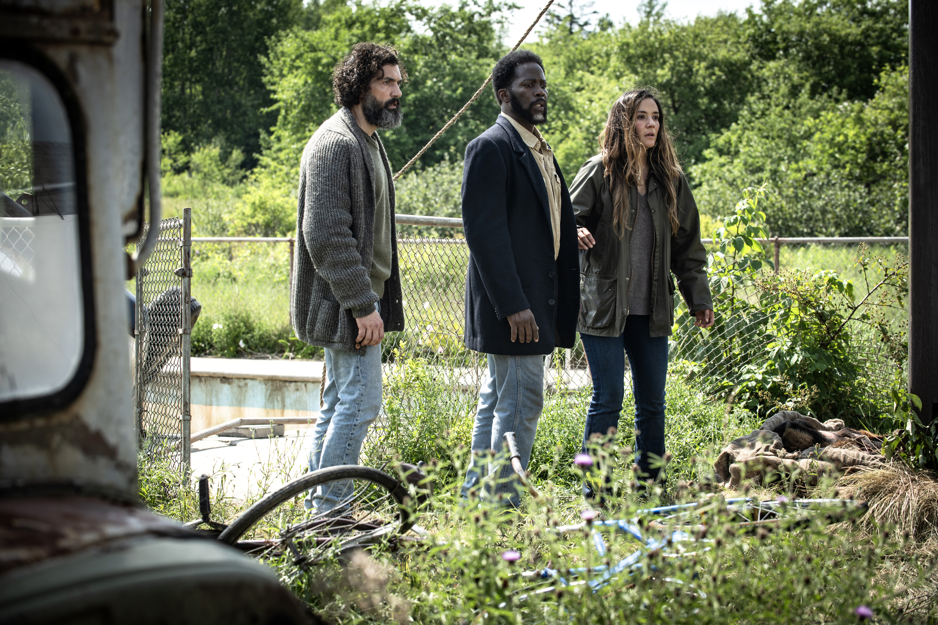 David Alpay as Jade Herrera, Harold Perrineau as Boyd Stevens and Catalina Sandino Moreno as Tabitha Matthews in FROM.