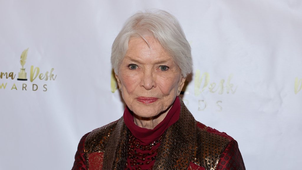 Venice To Fete Ellen Burstyn & Screen New Maggie Gyllenhaal Short Venice To Fete Ellen Burstyn & Screen New Maggie Gyllenhaal Short