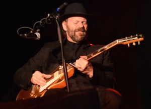 NASHVILLE, TN - OCTOBER 04: Recording Artist Colin Linden performs during Tennesseans For Obama Benefit at The Cannery Ballroom on October 4, 2012 in Nashville, Tennessee. (Photo by Rick Diamond/Getty Images)