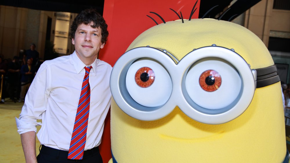 Minions: Jesse Eisnberg, Jeff Bridges, Zoey Deutch Speak Minionese Minions: Jesse Eisnberg, Jeff Bridges, Zoey Deutch Speak Minionese