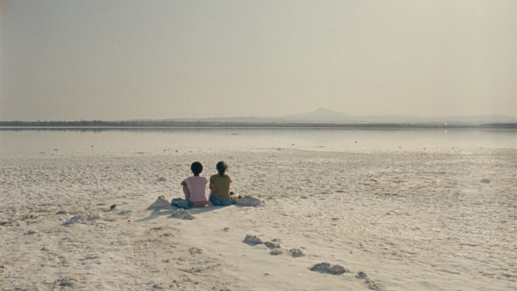 ‘The Lion at My Back’ Review: Bleak Cyprus Drama of Female Friendship ‘The Lion at My Back’