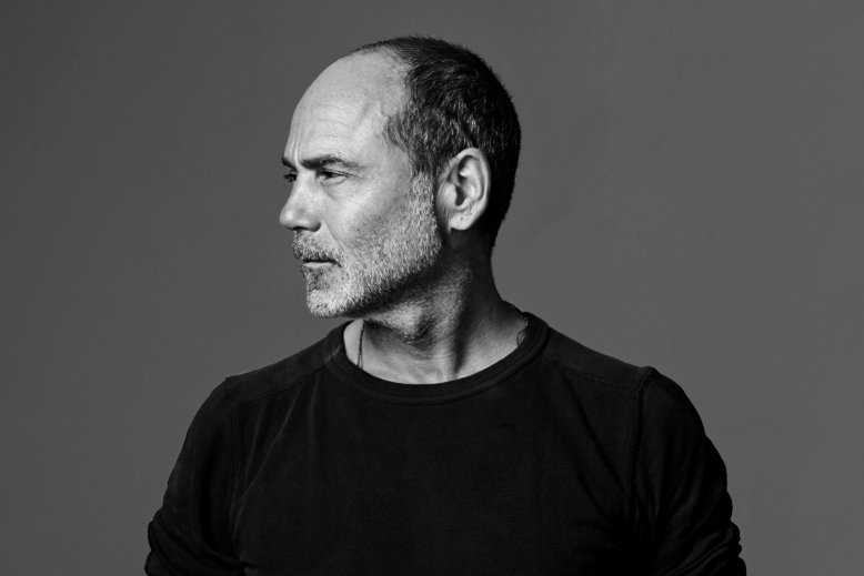Celebrity Photographer Timothy White's 'New Jersey Chutzpah' Took Him From Fort Lee to Hollywood