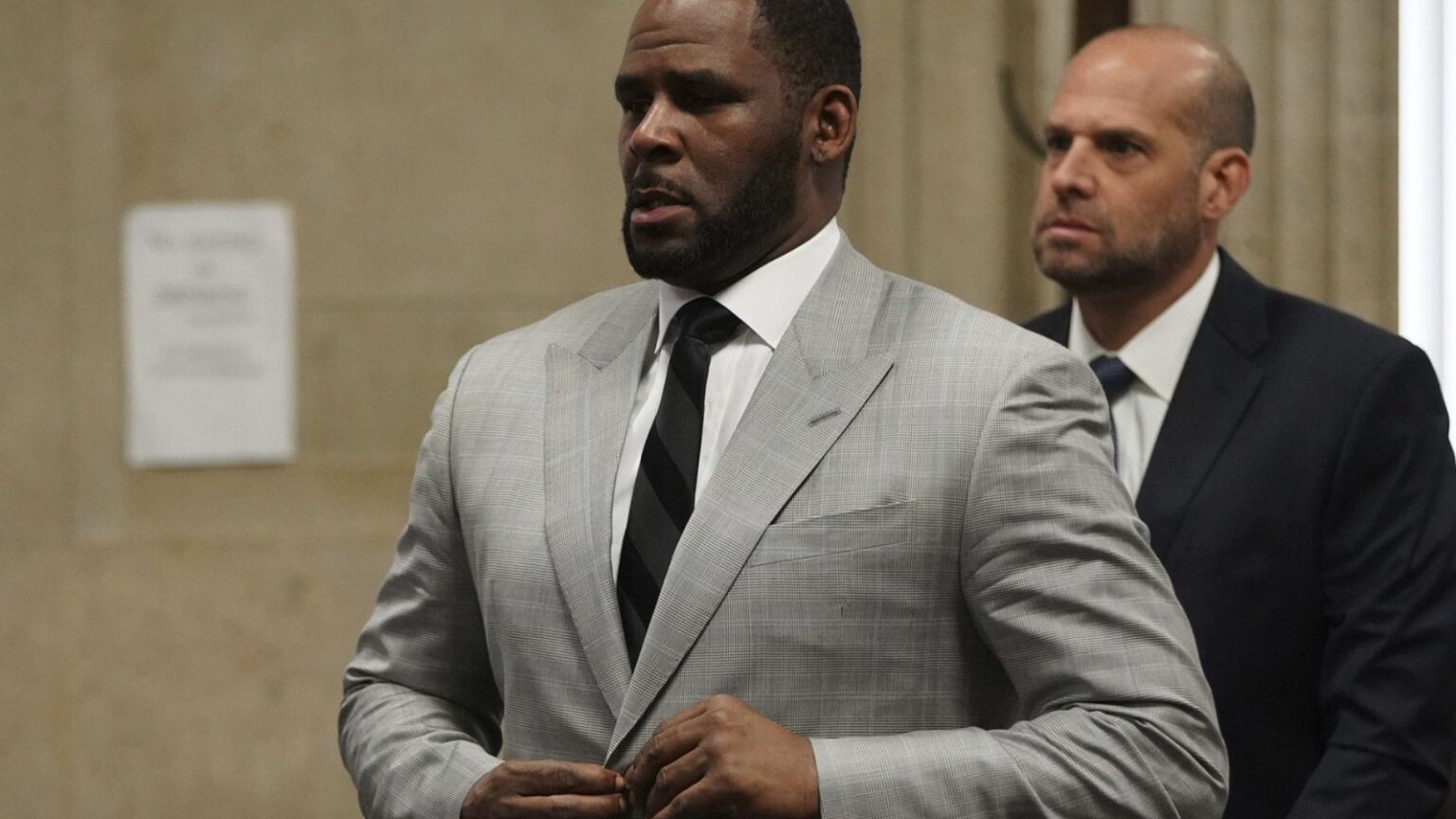 R. Kelly Asks Trump to Slash 30-Year Prison Sentence R. Kelly Asks Trump to Slash 30-Year Prison Sentence