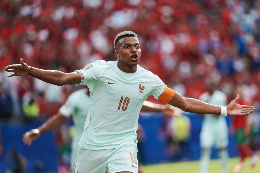 Kylian Mbappé put on a show for the Foxborough crowd with his eighth goal of the tournament.