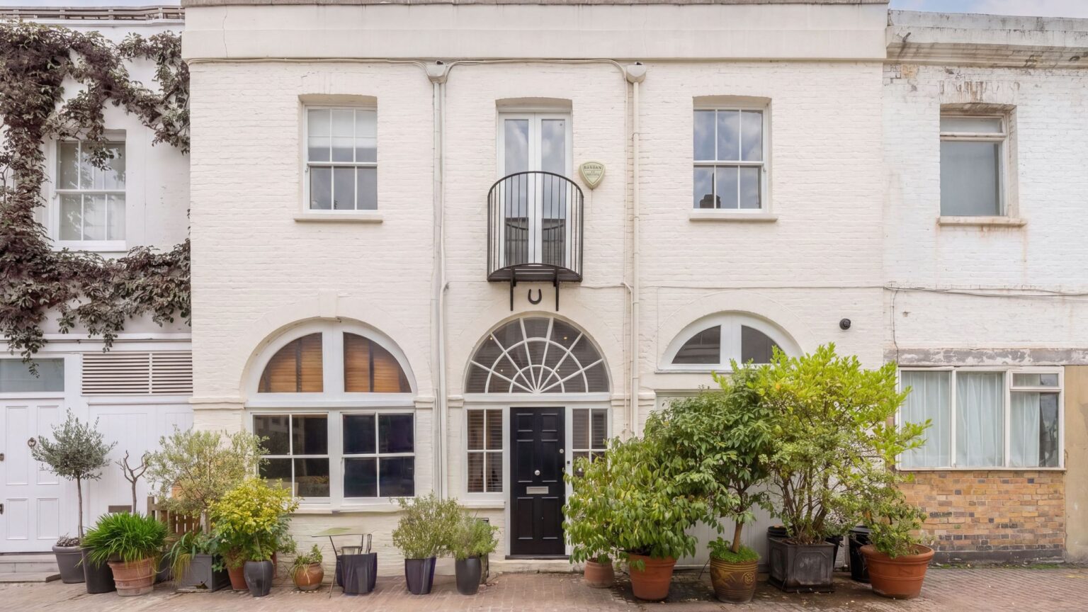 Madonna & Guy Ritchie’s Home Is the Epitome of London Design Madonna & Guy Ritchie’s Home Is the Epitome of London Design