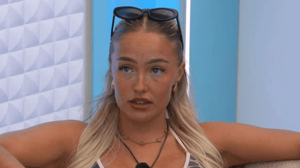 Love Island star Ellie Chadwick ‘quits show’ days before final