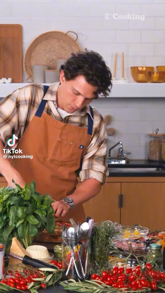 Tom holland and Matt Damon make a pizza with New York Times cooking